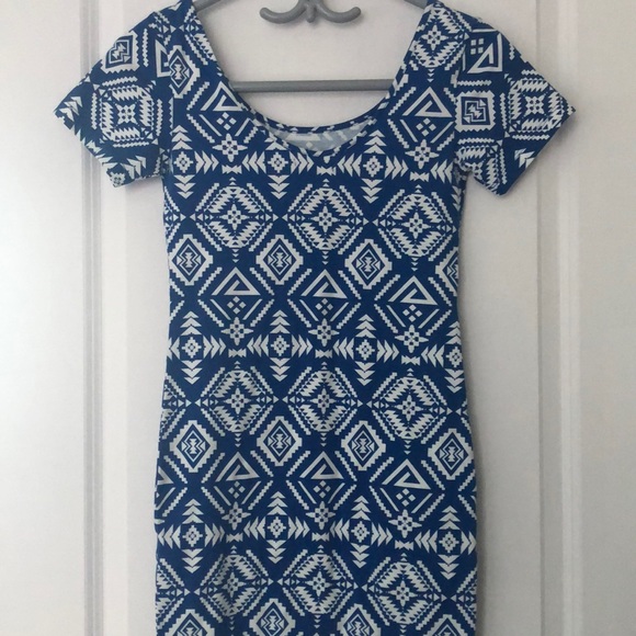 Forever 21 Body Con Dress - Picture 2 of 3